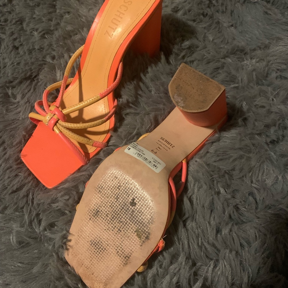 Shultz heel - Picture 4 of 4